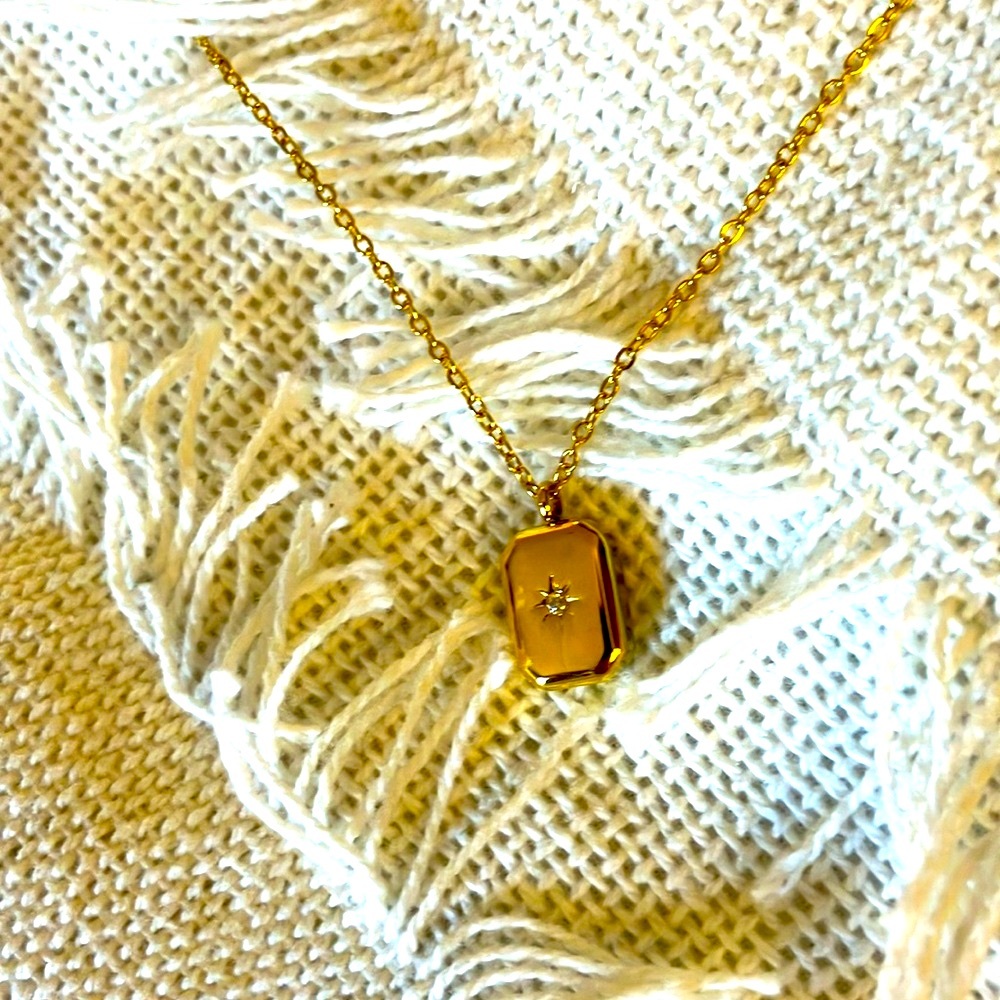 New Beautiful 18k Gold Plated Boho Necklace